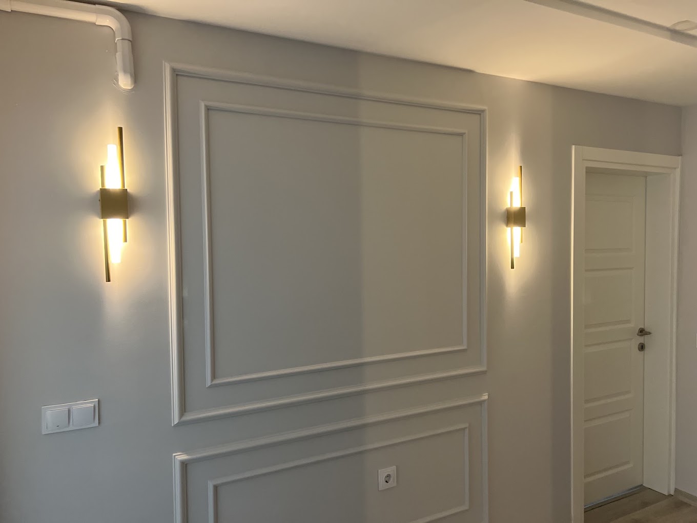 Finished residential accent wall and trim